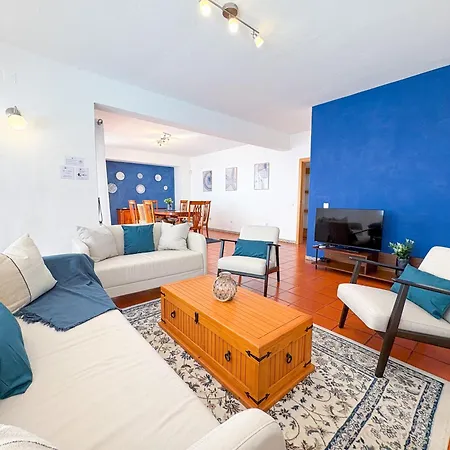 Mia - Peerless Bond Villa Albufeira