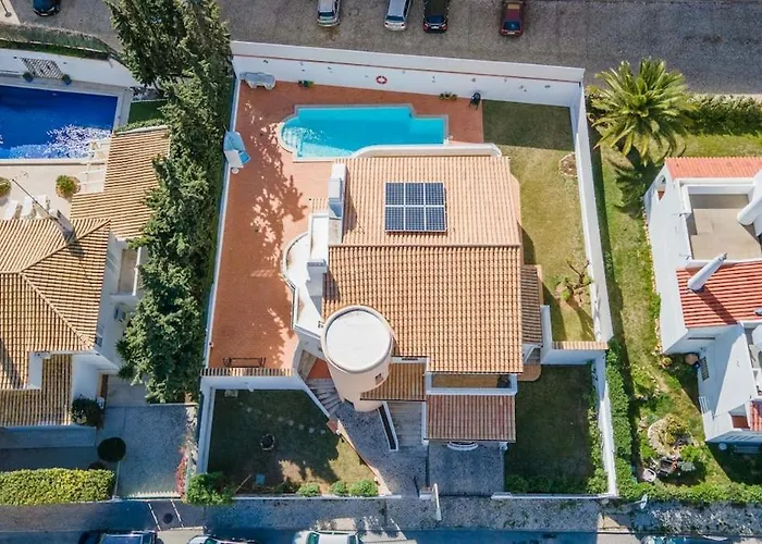 Mia - Peerless Bond Albufeira