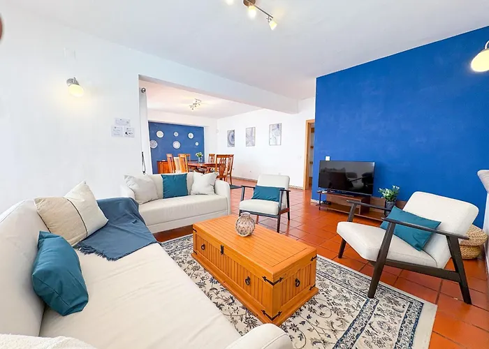 Mia - Peerless Bond Villa Albufeira