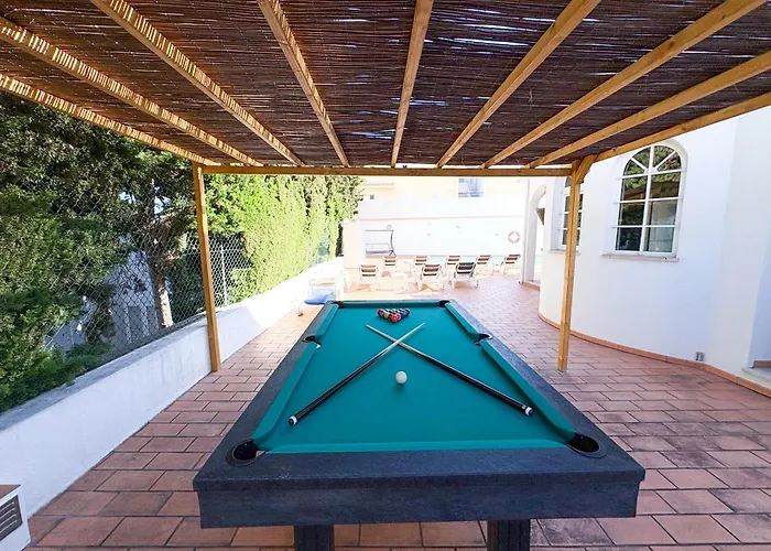 Mia - Peerless Bond אלבופיירה