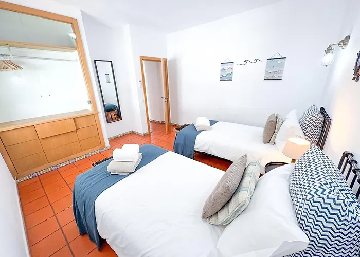 Mia - Peerless Bond Villa Albufeira